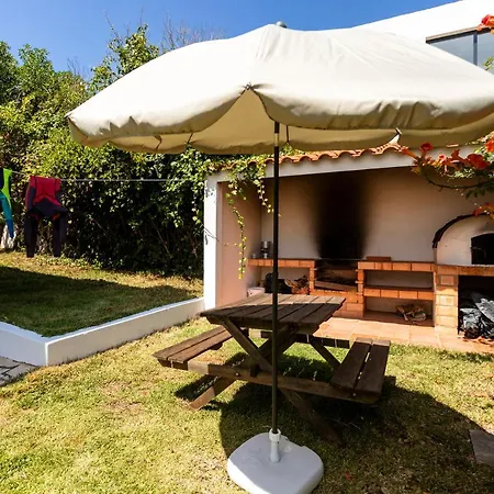 Alaia Surflodge Hostel Ericeira