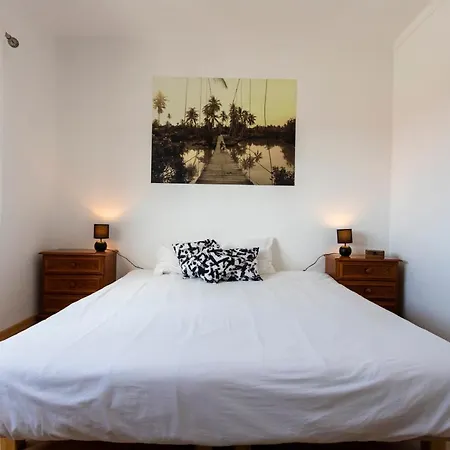 Alaia Surflodge Hostel Ericeira