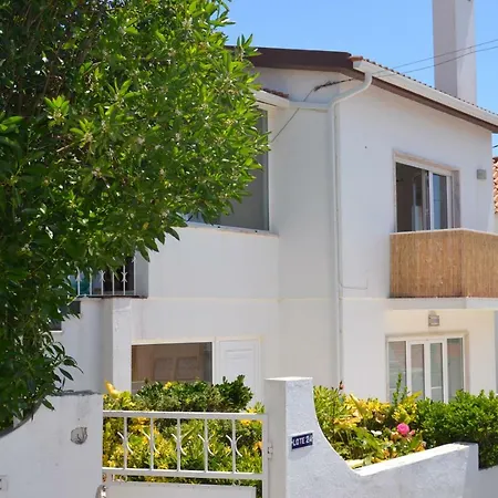 Hostel Alaia Surflodge